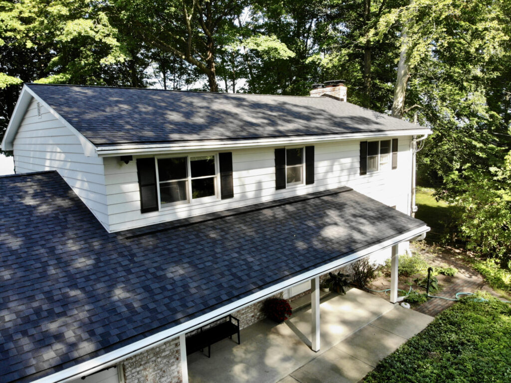 LandMark Pro & NorthGate Moire Black Lifetime Warranty Shingles ...