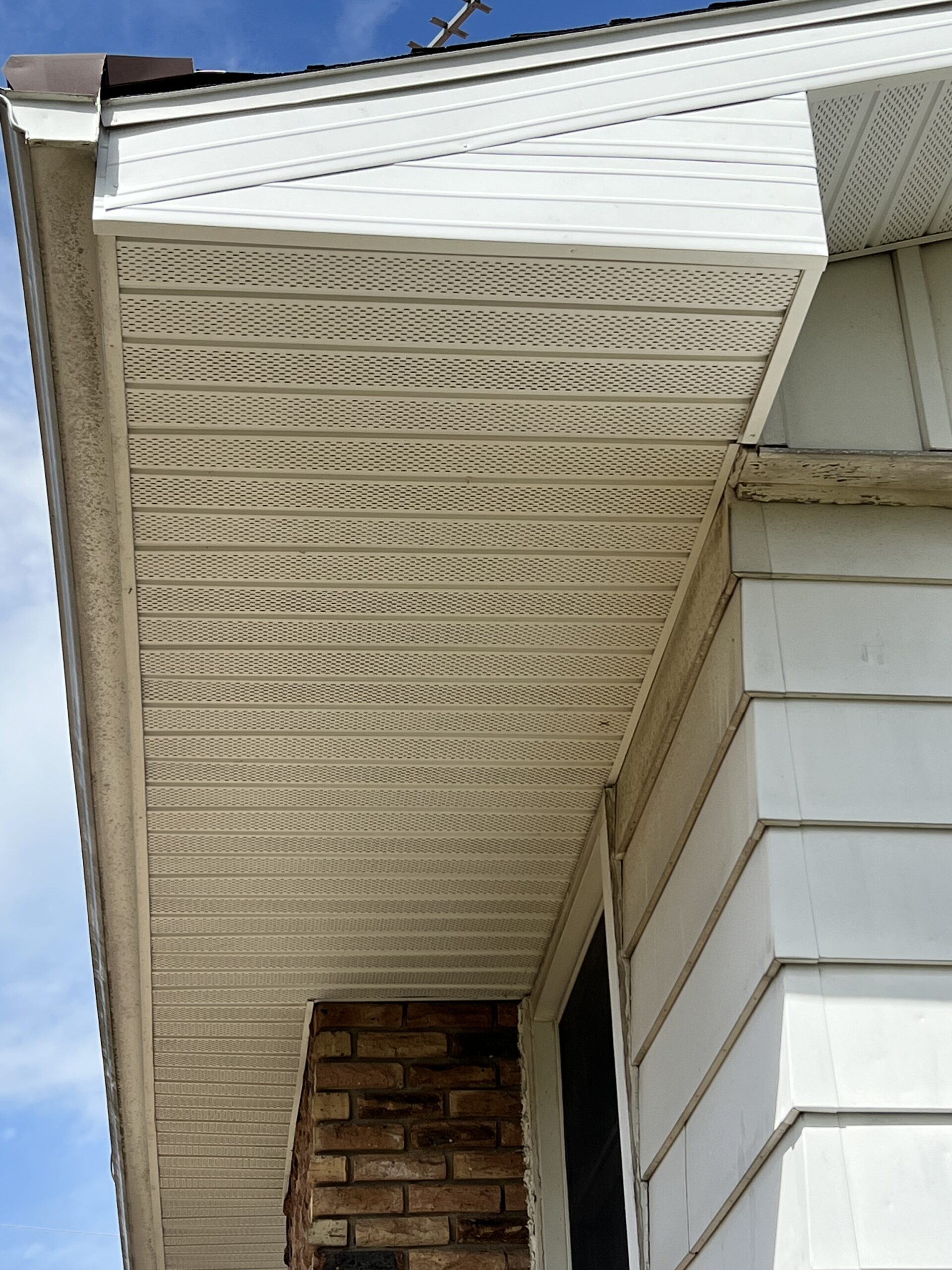 Saint Joseph Michigan Seamless Gutter, Gutter Topper, Soffit & Fascia ...